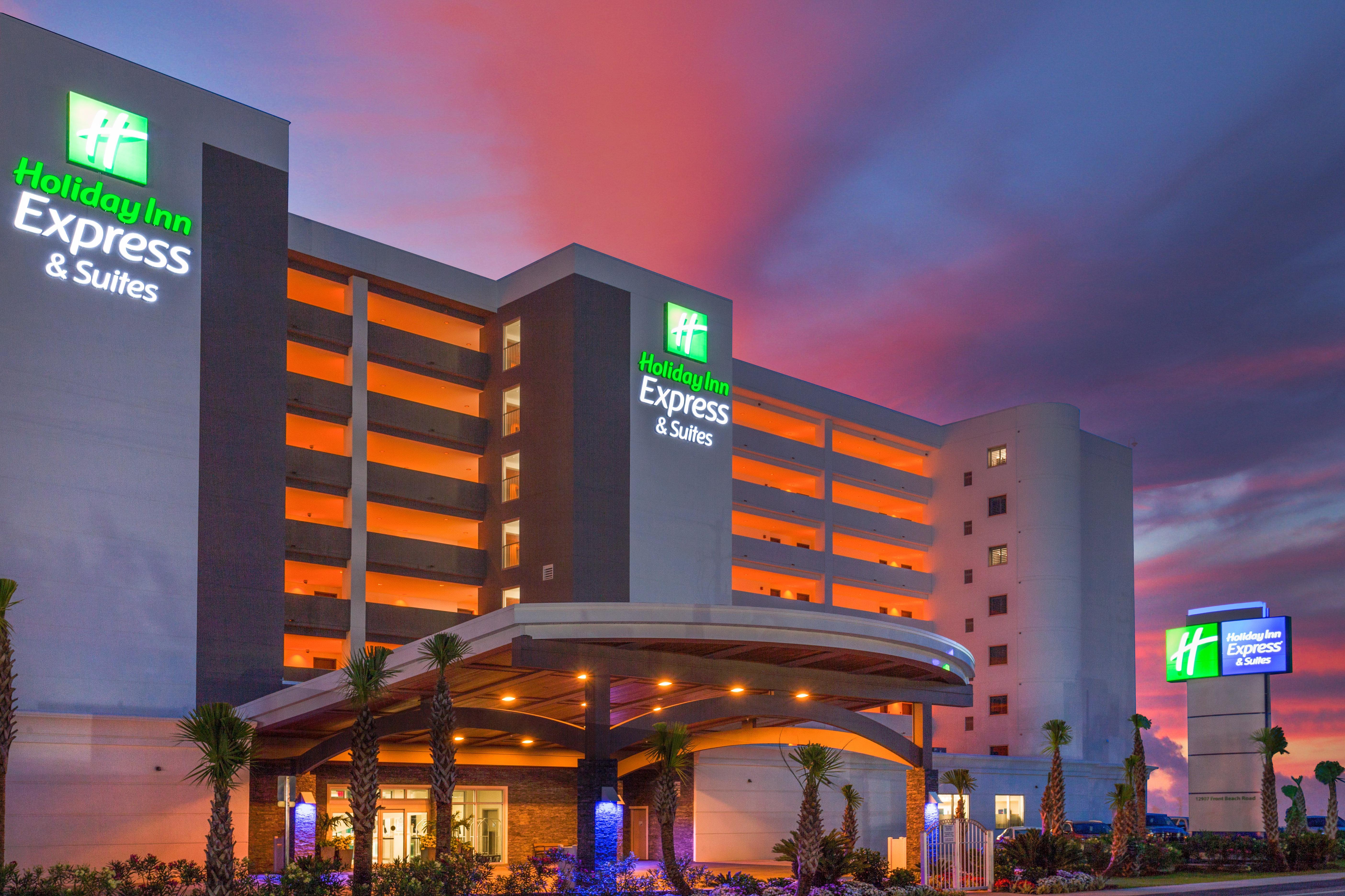 Holiday Inn Express & Suites Panama City Beach Beachfront By Ihg Exterior foto