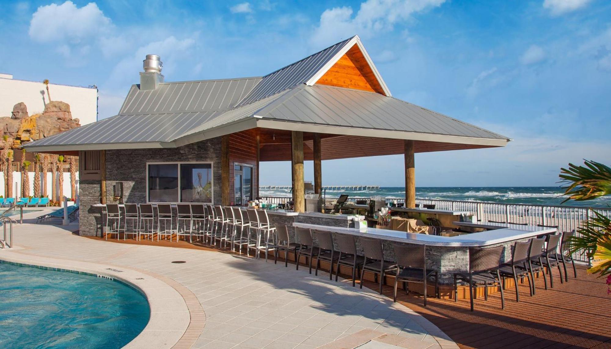 Holiday Inn Express & Suites Panama City Beach Beachfront By Ihg Exterior foto